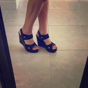 Platform sandals